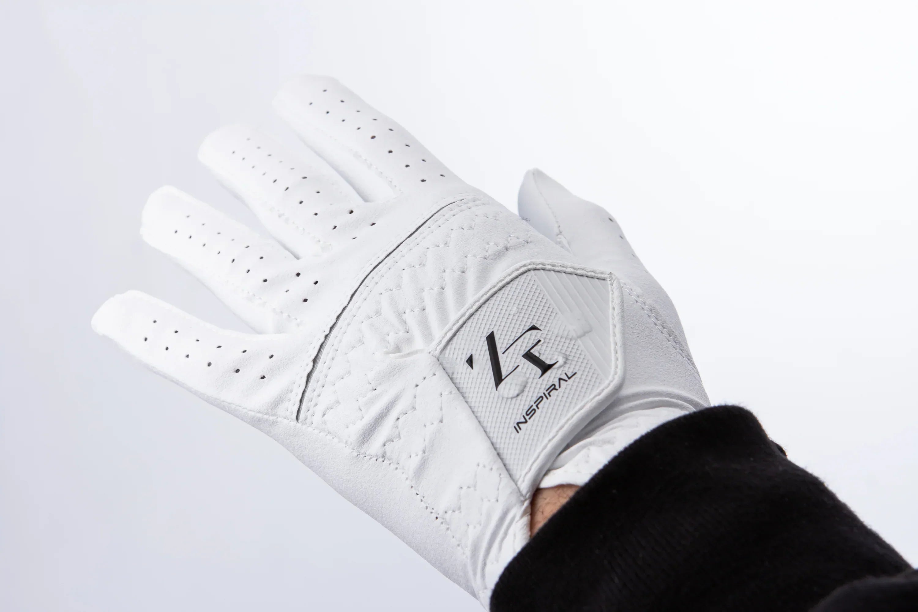 Why Golfers Everywhere Are Choosing Inspiral Gloves